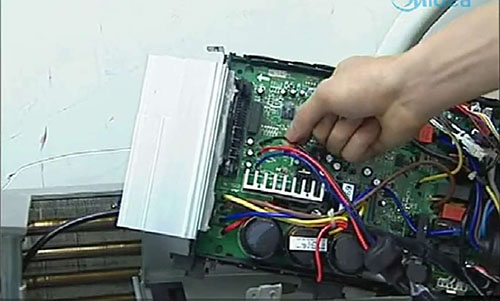 富蕴美的空调电话是多少