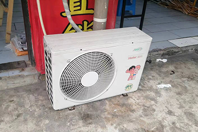 富蕴空调突然不制冷只吹自然风怎么办？